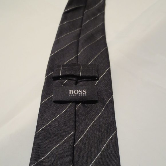Hugo Boss Tie - Picture 4 of 5